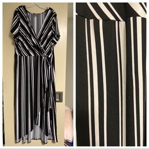 Avenue Tulip Hem Maxi Dress (Size 26/28)